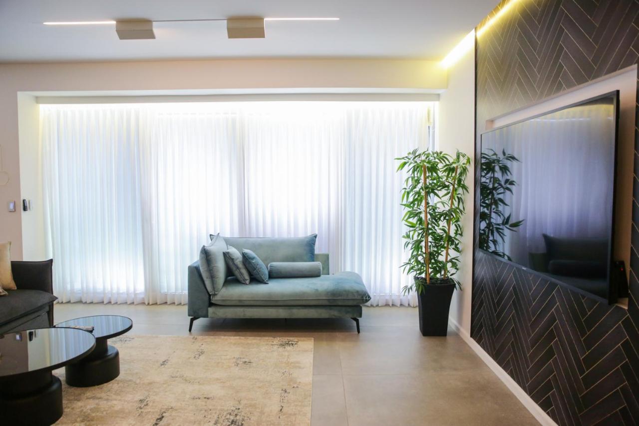 شقة Yalarent Midtown Towers Tlv تل أبيب المظهر الخارجي الصورة